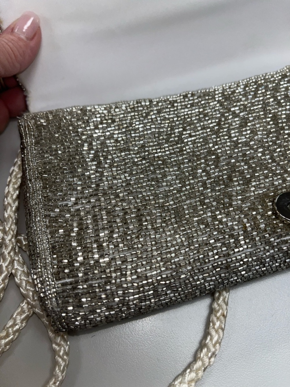 La Regale Silver Scallop Beaded Clutch / Shoulder Bag - Picture 14 of 16